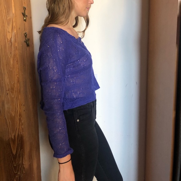 Cropped Knit - Picture 4 of 4